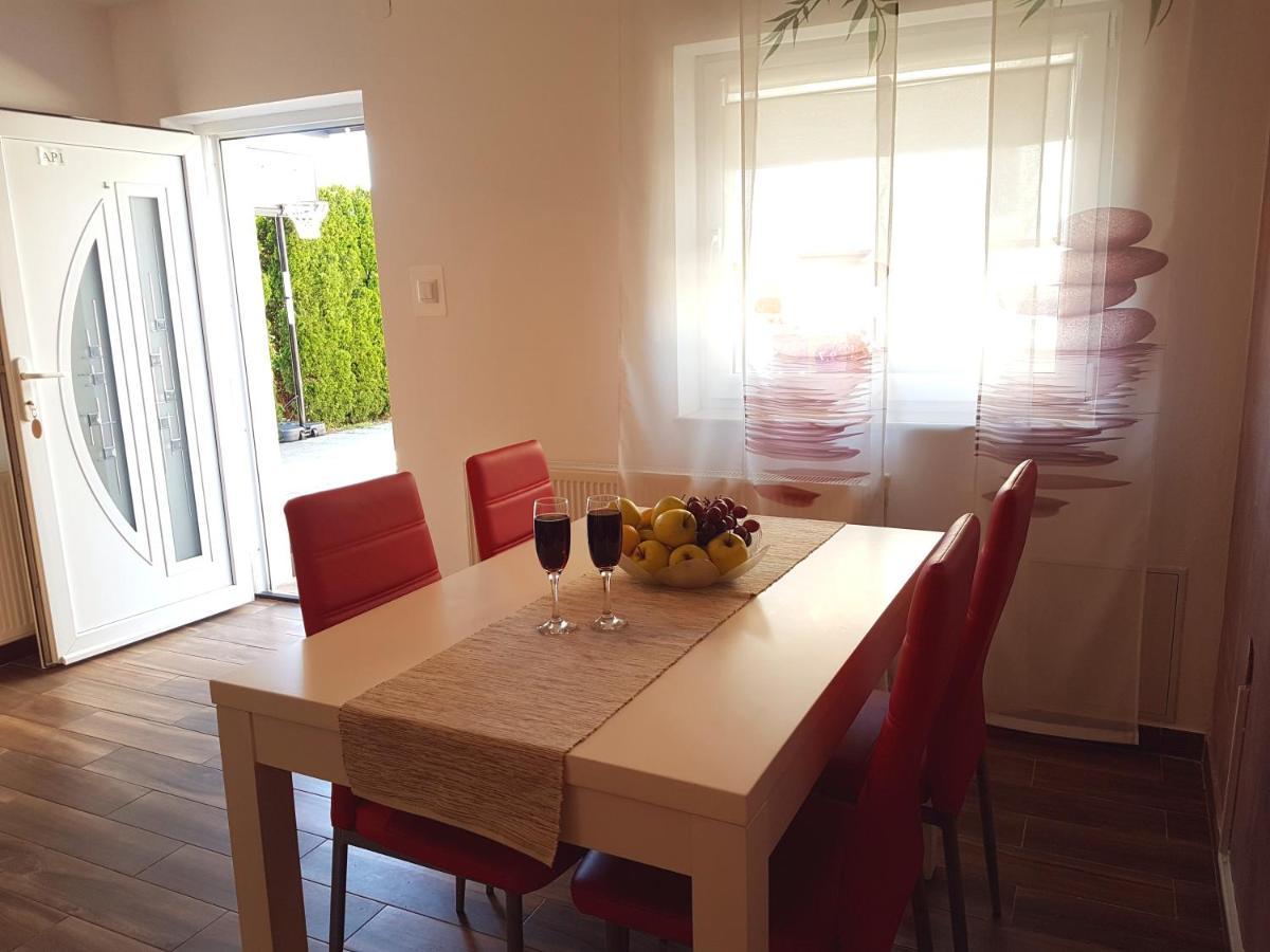 Apartment Marin Ogulin Exterior photo