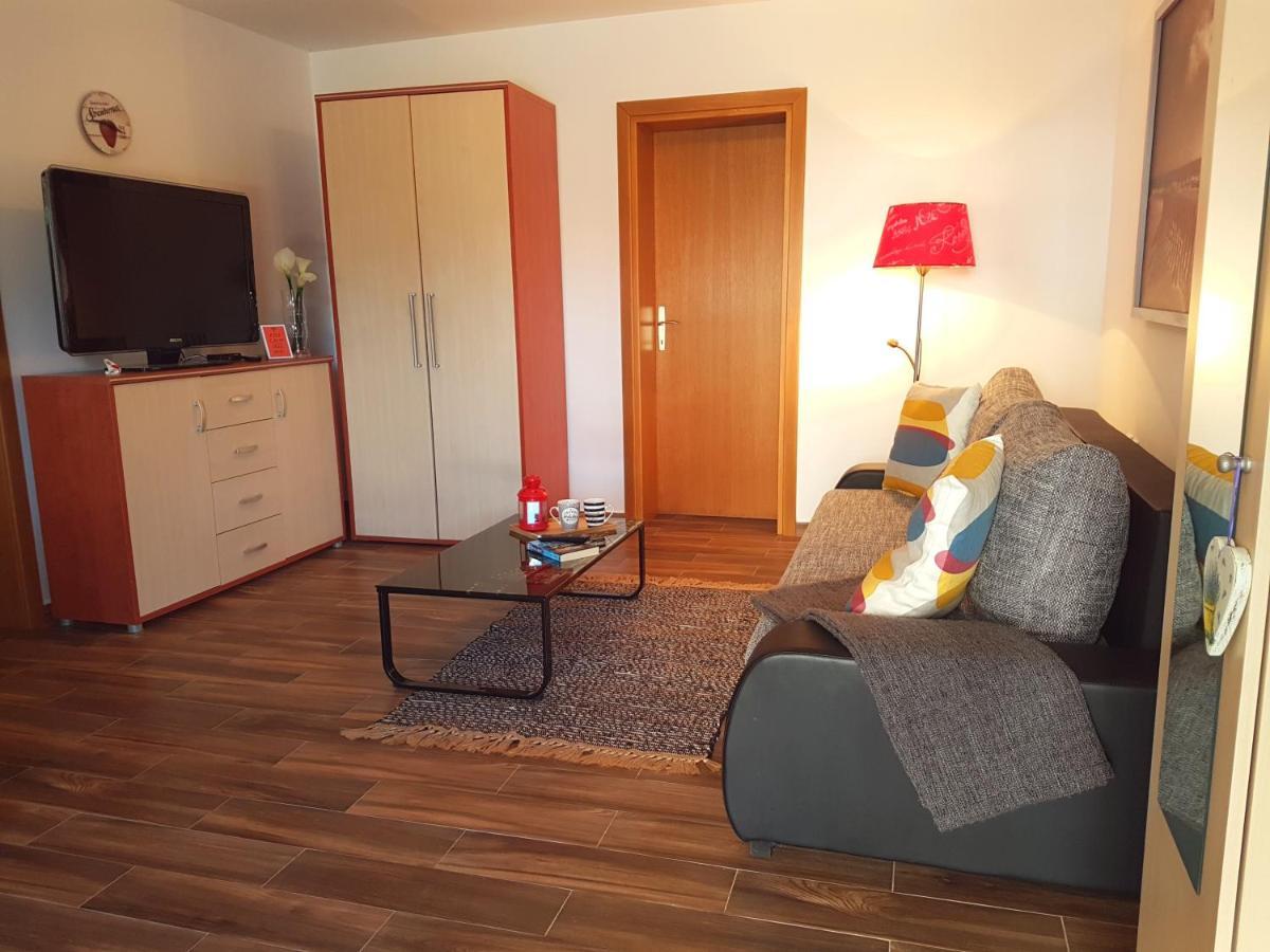 Apartment Marin Ogulin Exterior photo