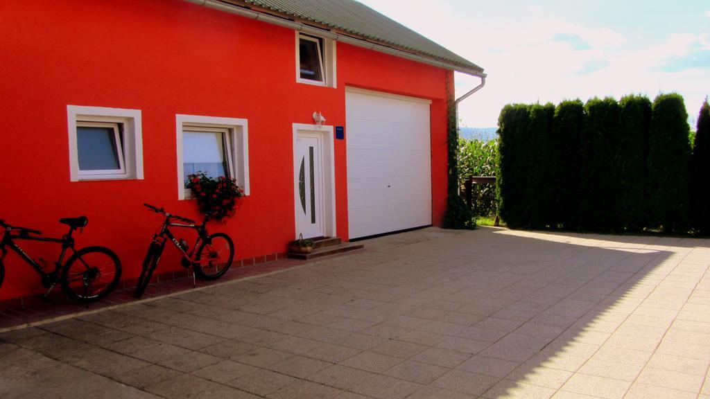 Apartment Marin Ogulin Exterior photo