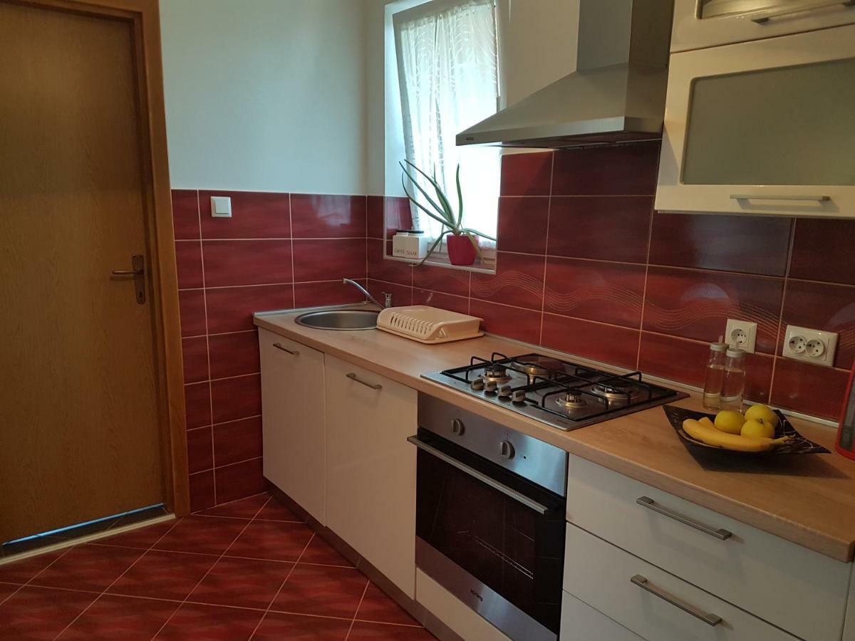 Apartment Marin Ogulin Exterior photo